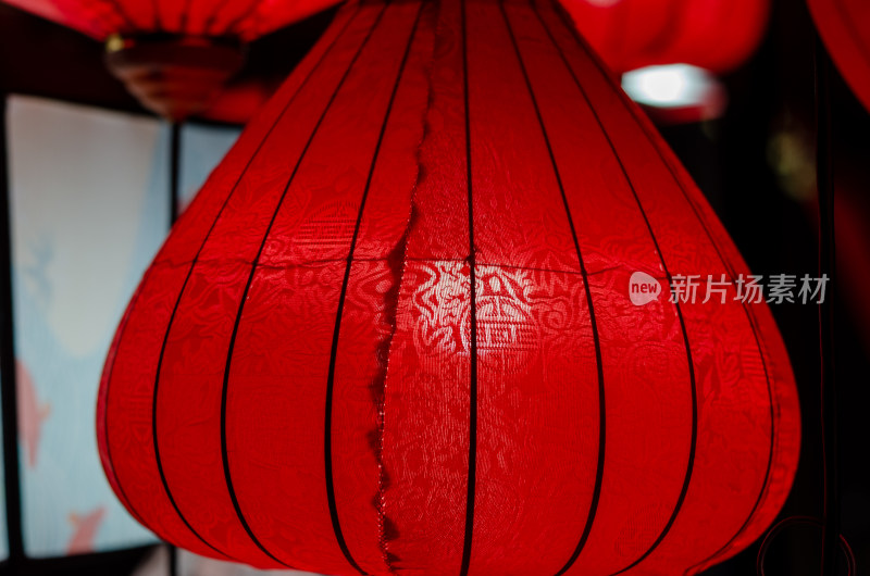 节日中国风的红色灯笼特写