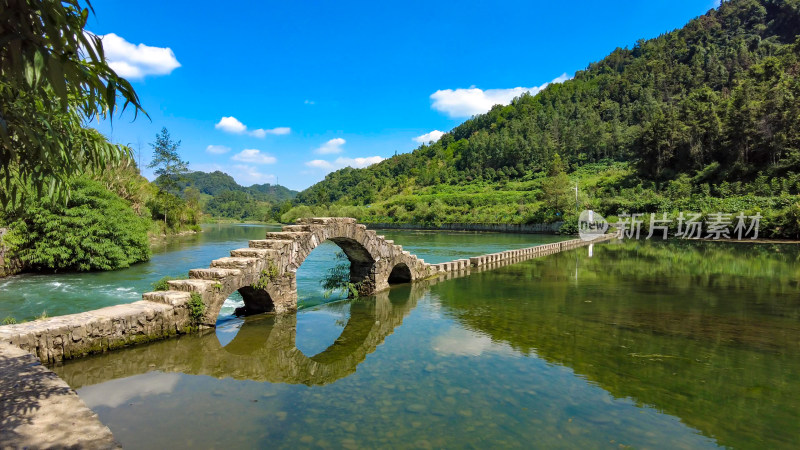 自然风光小桥流水风景