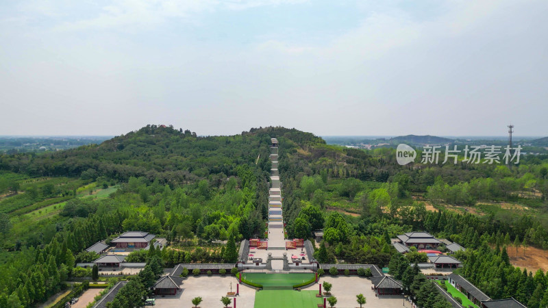 河南商丘芒砀山旅游区汉梁王陵景区