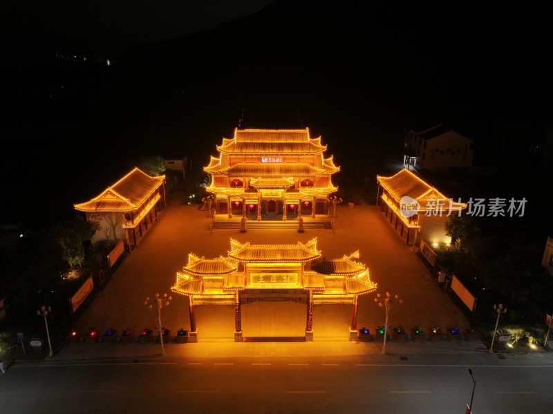 夜间中式古建筑群航拍全景