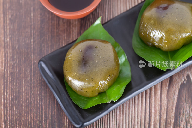 清明节食物艾草青团子特写