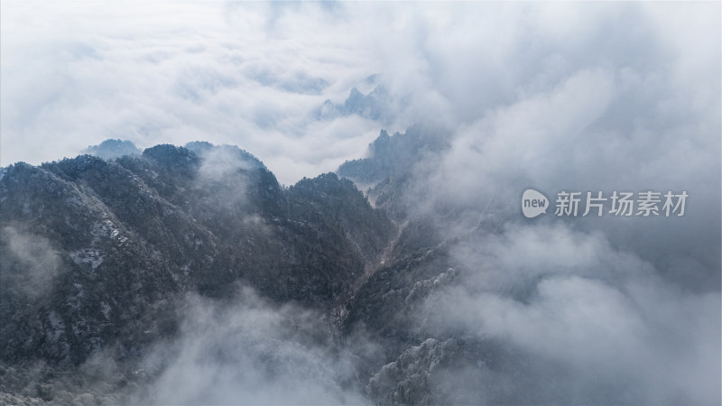 太行山余脉白云山冬季雪景冰挂雾凇实拍