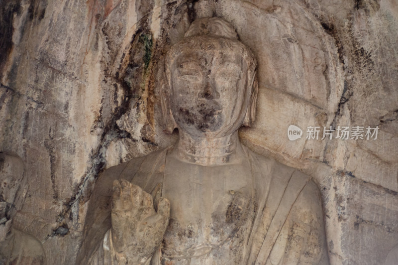 中国河南洛阳龙门石窟的潜溪寺的佛像