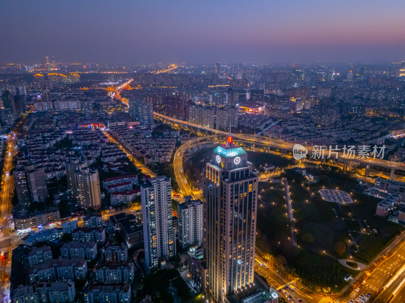 航拍上海市区夜景