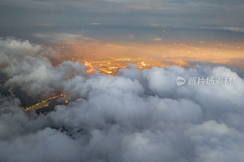 泰山云海，静美如画