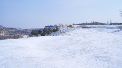 淄博城区网红草原雪景