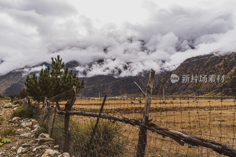 中国西藏山脉景观自然风光