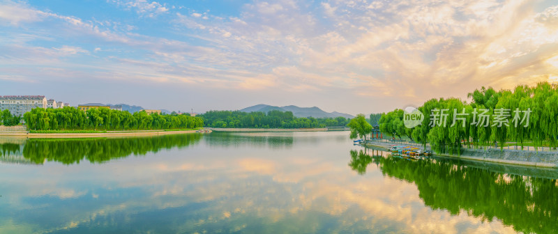 青州南阳湖晚霞春天湖景