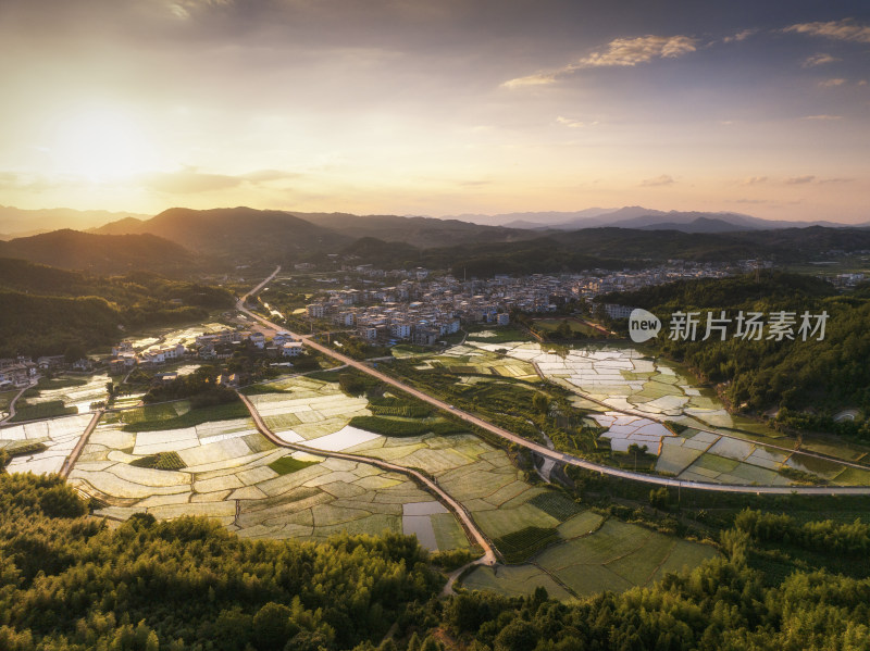 航拍高山云海日出