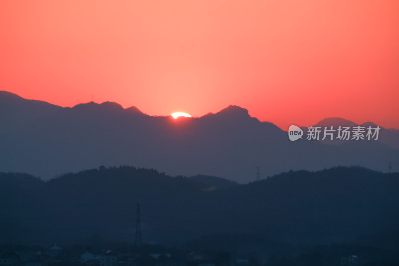 日落夕阳山峰山脉