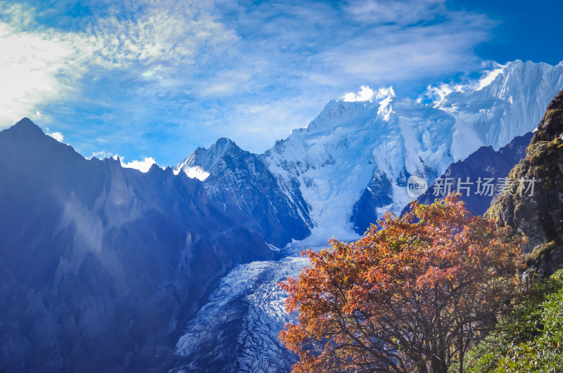 梅里雪山北破雪山自然风景