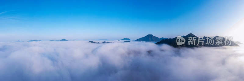 流动的云海