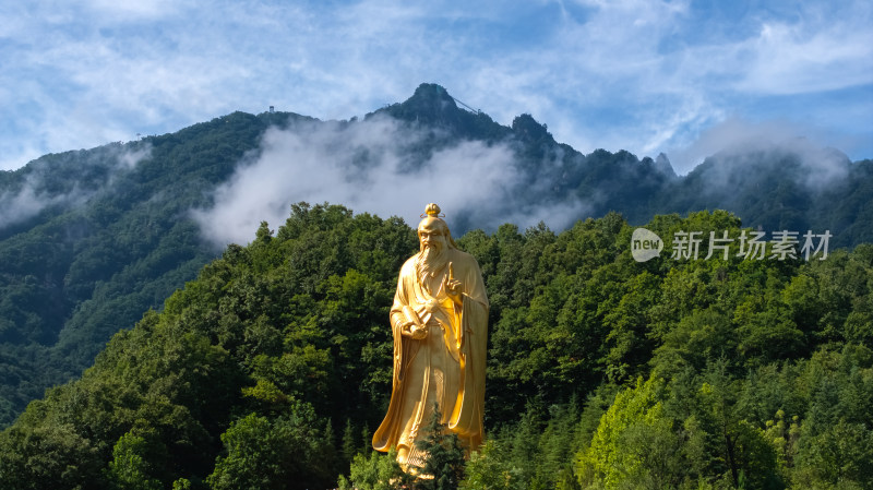 洛阳老君山景区老子雕像