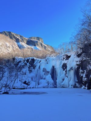 在雪山与雪山之间