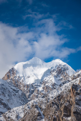 新疆天山山脉雪山山峰