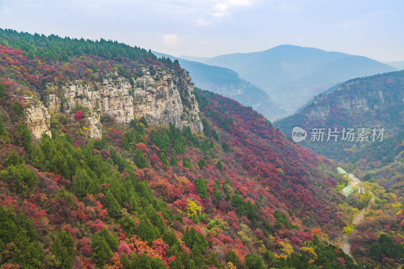 山东济南龙洞景区秋天秋色航拍