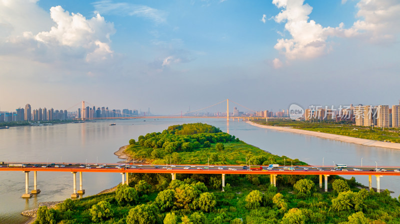 武汉白沙洲长江大桥多角度航拍