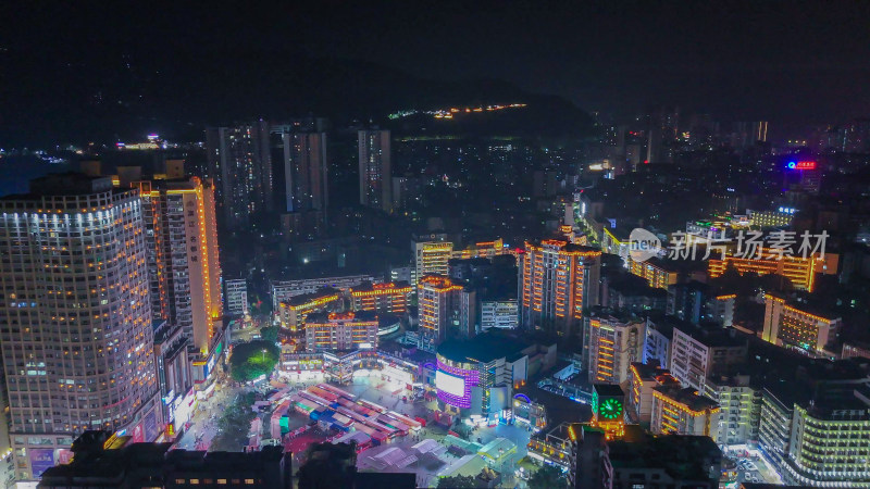 四川达州中心广场达州市购物广场夜景航拍