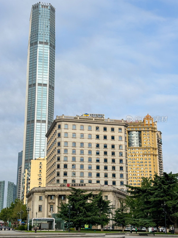 辽宁大连中山区中山广场城市建筑风光