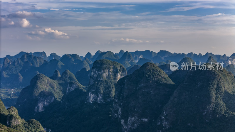 广西省桂林市喀斯特地貌山水风景