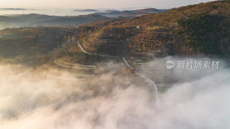 航拍视角山川云雾自然风景