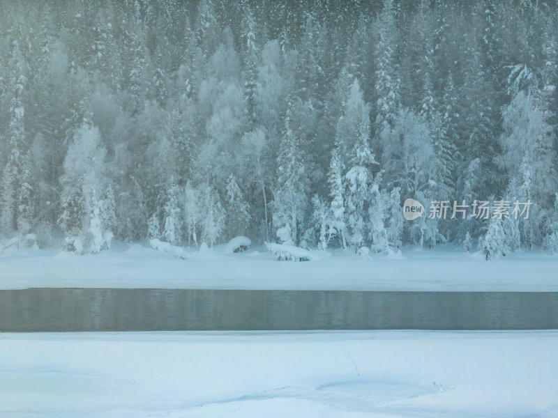 新疆北疆阿勒泰喀纳斯冬季雪景童话世界航拍