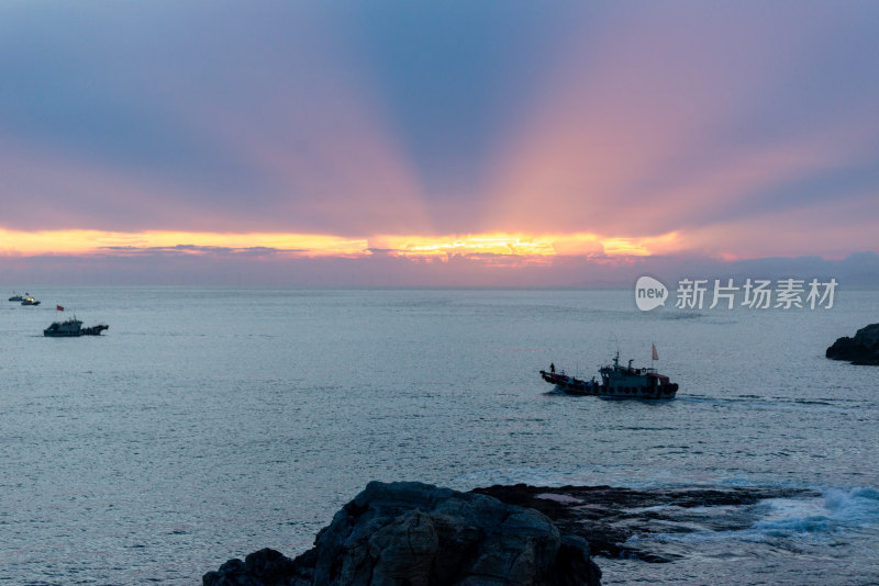 海边的落日