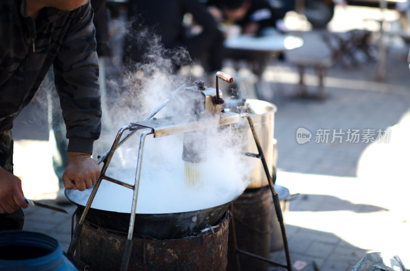 做饸烙面的设备和热锅