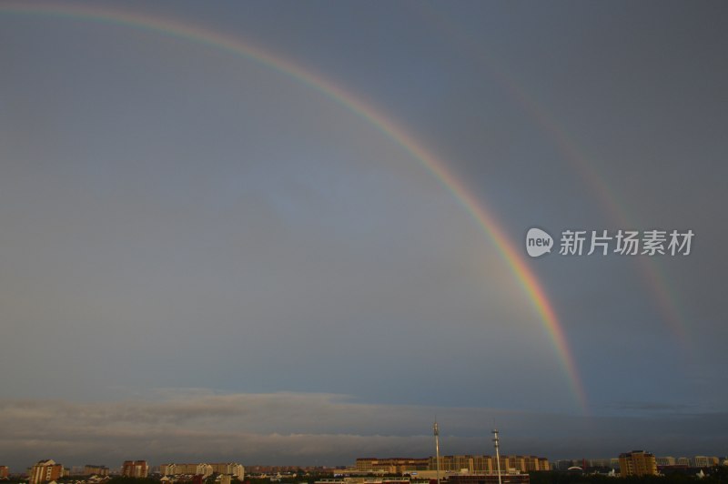 雨后彩虹