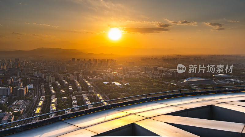 北京夕阳落日奥林匹克塔观景台高空