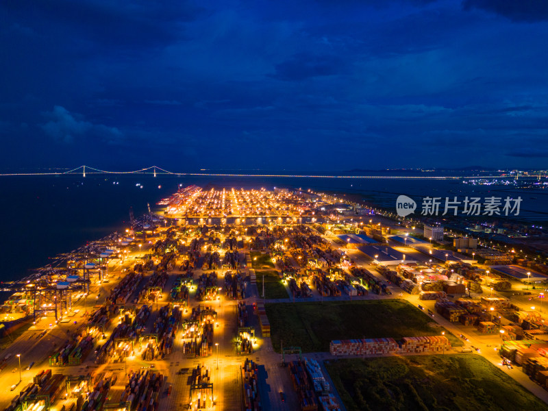 广州南沙港码头夜景