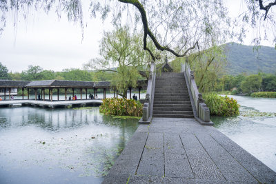 杭州三台山景区霁虹桥风景