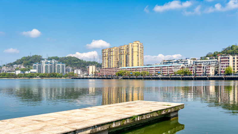 湖北省黄石市磁湖晴朗风光