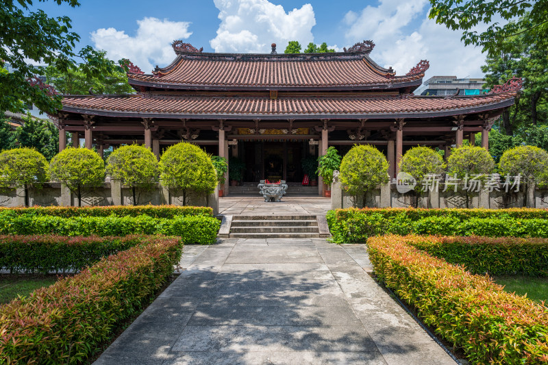 夏季白天广东潮州海阳县儒学宫建筑风光