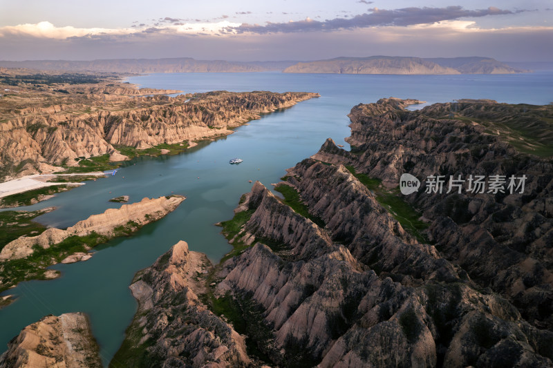 青海龙羊峡土林水库