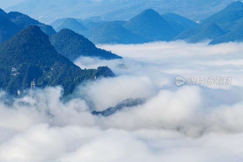 重庆酉阳：乌江青山白纱俏