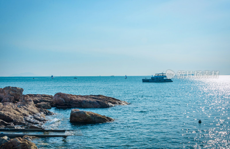 香港赤柱海湾港口海上游轮游船