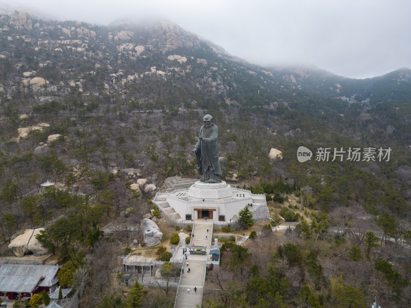 航拍崂山老子雕像景观