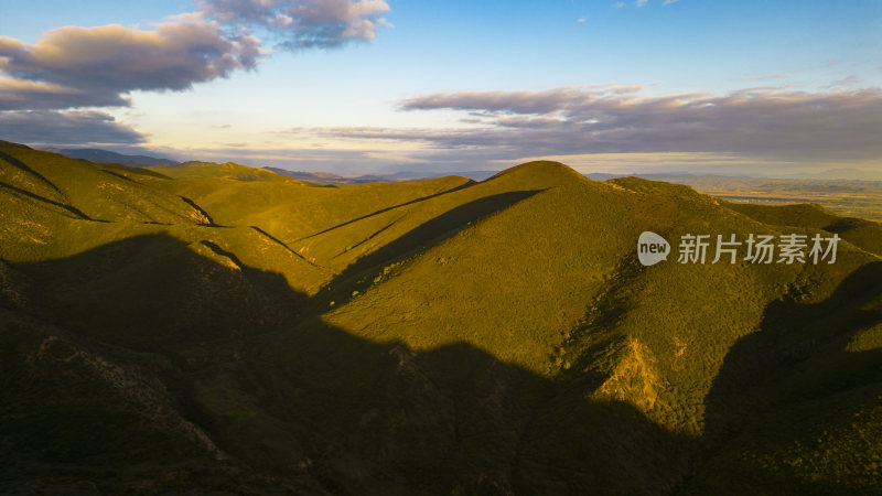 内蒙古呼和浩特大青山夕阳自然风光