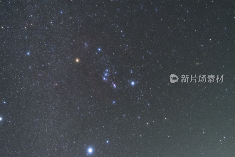 璀璨星空夜景星河闪烁的浩瀚宇宙