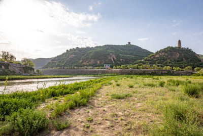 陕西延安宝塔山延河自然景观