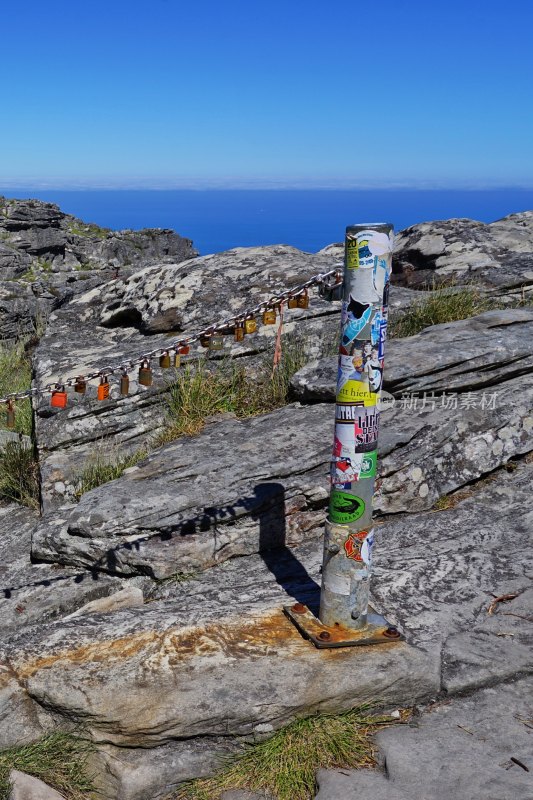 南非桌山Table Mountain，山顶风景，岩石