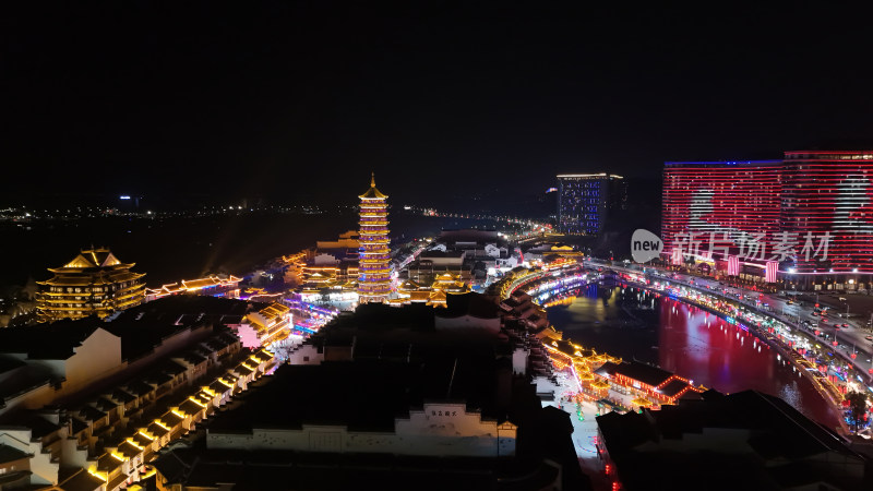 灯火辉煌的古塔楼夜景 浙江太湖古镇夜景