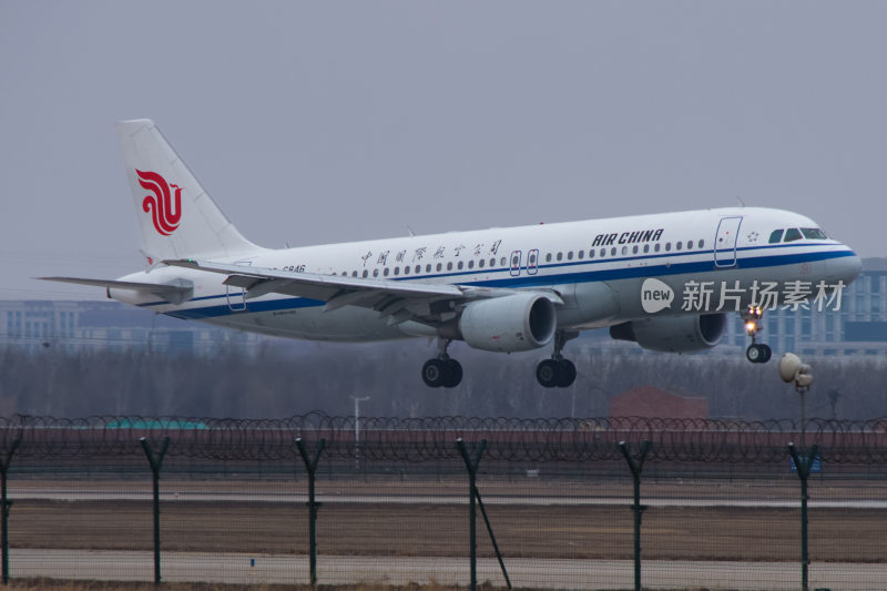 中国国际航空飞机降落瞬间