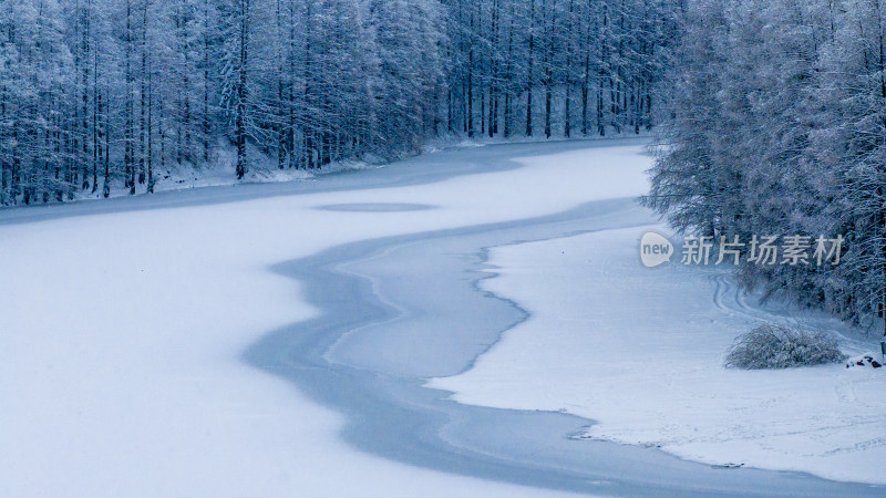 汉中龙池雪景