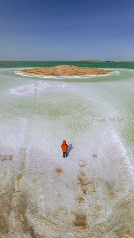 青海海西州大柴旦翡翠湖网红高空航拍