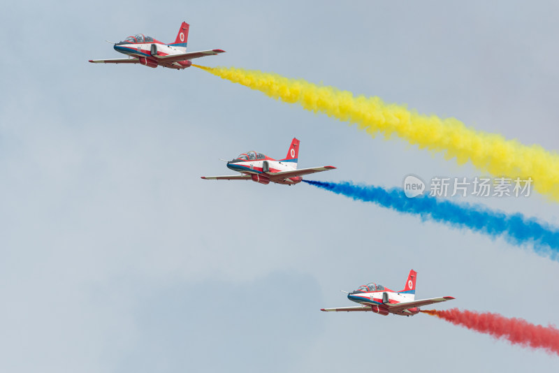 长春航空展 红鹰飞行表演队飞行特技表演