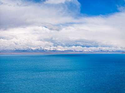 中国西藏拉萨纳木错圣湖风景航拍