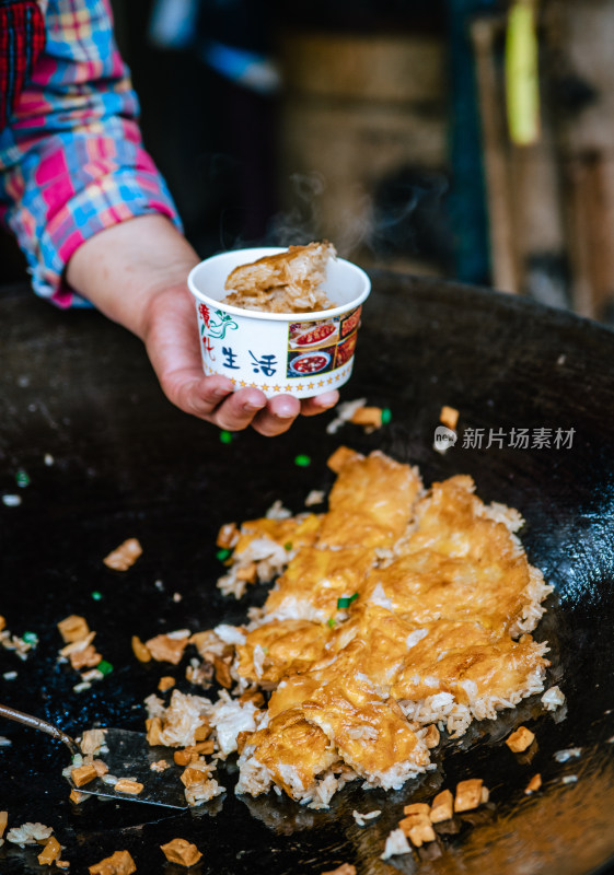 武汉过早的早餐美食，三鲜豆皮