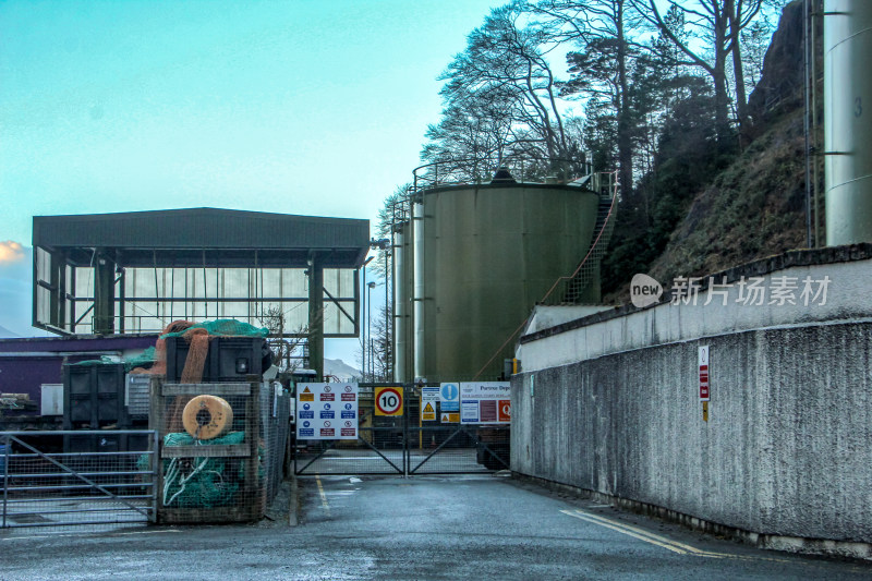 工业储罐及周边设施场景